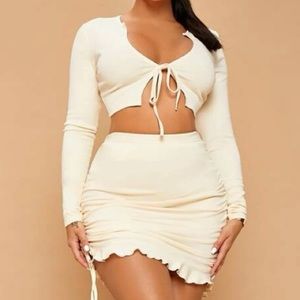 Brand new 2 piece skirt set medium good stretch